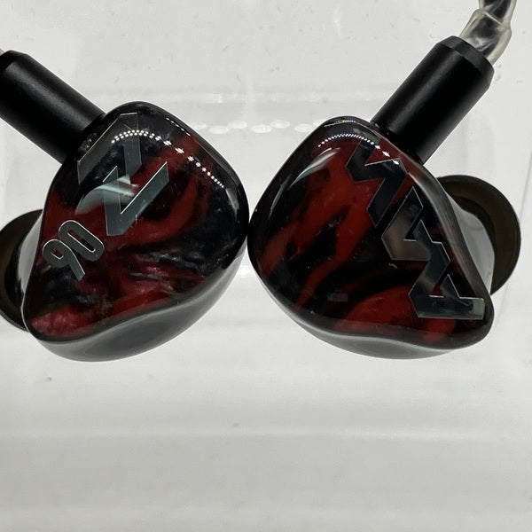 AAW 【中古】Z06 (Universal Fit)【秋葉原】 – e☆イヤホン