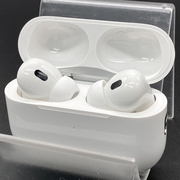 Apple 【中古】MagSafe充電ケース(USB-C)付きAirPods Pro(第2世代