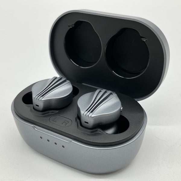 Bluetoothイヤホン(グレー) FiiO フィーオ FIO-FW3-DG FIIO 【中古】FW3 Dark Gray 【FIO-FW3-DG】【秋葉原】 – e☆イヤホン