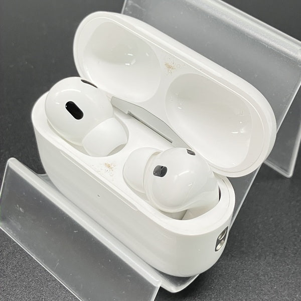 Apple 【中古】MagSafe充電ケース(USB-C)付きAirPods Pro(第2世代