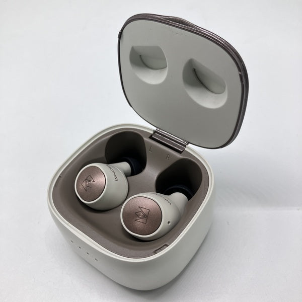 10&frasl;30発売Noble audio から各アワードを総なめしたFALCONの後継