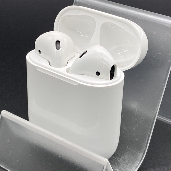 Apple 【中古】AirPods with Charging Case MV7N2J/A【名古屋】 – e 