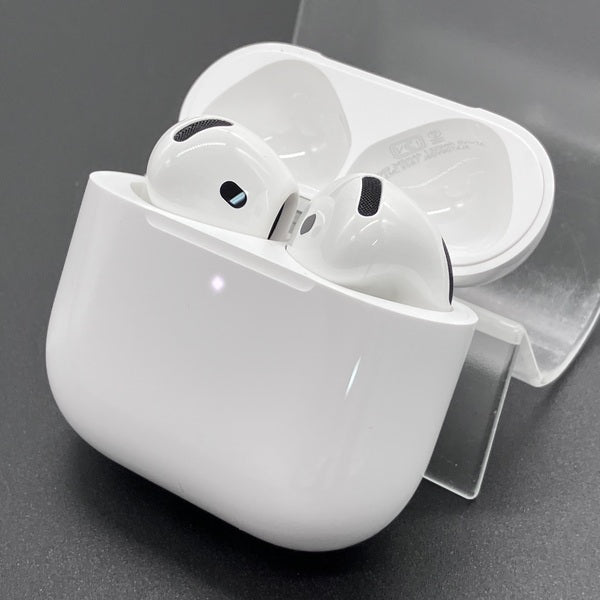 Apple 【中古】AirPods 4 MXP93J/A（アクティブノイズキャンセリング 