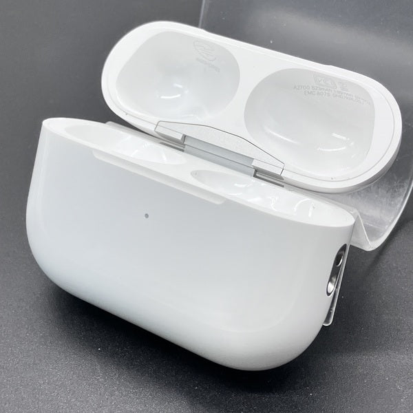 Apple AirPods Pro 第2世代 ワイヤレス 充電ケース付 中古 Apple Apple AirPods Pro 2 充電ケースのみ USED品 第二世代