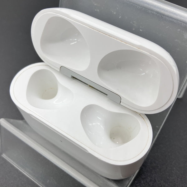 AirPods (第3世代) 本体 充電ケース付き　未使用品 Apple 【中古】AirPods 充電ケース (第3世代)【秋葉原】 – e☆イヤホン