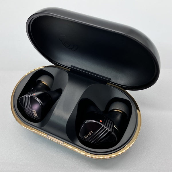 AVIOT TE-W1-PNK ワイヤレスイヤホン 中古 AVIOT 【中古】TE-W1 ピエール中野コラボモデル【TE-W1-PNK】【秋葉原