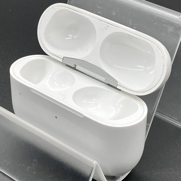 Apple 【中古】AirPods Pro 充電ケース【秋葉原】 – e☆イヤホン