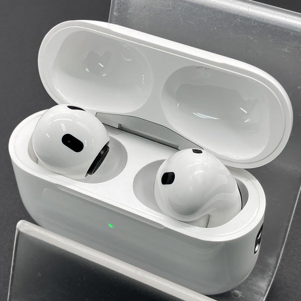 【美中古】Apple AirPods Pro(第2世代) USB-C充電ケース Apple 【中古】AirPods Pro (第2世代) MagSafe充電ケース(USB-C