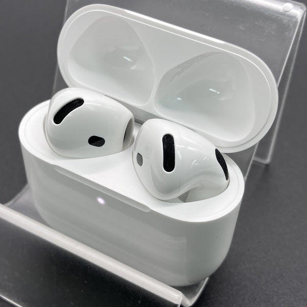 Apple 【中古】AirPods 4 MXP93J/A（アクティブノイズキャンセリング