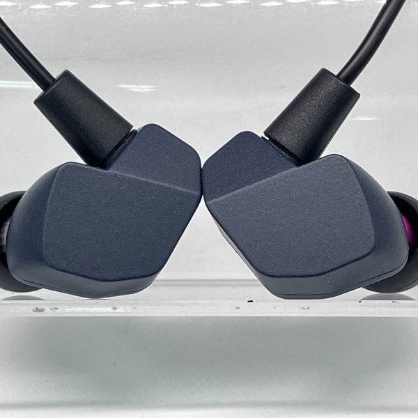 final 【中古】A4000 【FI-A4DPLDN】【秋葉原】 – e☆イヤホン