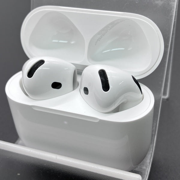 Apple 【中古】AirPods 4 MXP93J/A(アクティブノイズキャンセリング Apple 【中古】AirPods 4 MXP93J/A(アクティブノイズキャンセリング