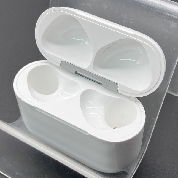 Apple 【中古】AirPods 4 （ANC）ワイヤレス充電ケース【名古屋】 – e