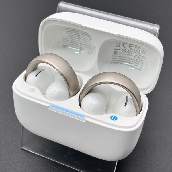 外箱破損新品　Anker Soundcore AeroClip ホワイト Anker 【中古】Soundcore AeroClip ホワイト&ゴールド【A3388N21 イヤホン