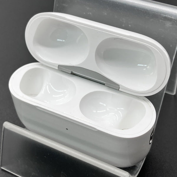 Apple 【中古】AirPods Pro (第2世代) MagSafe充電ケース(USB-C