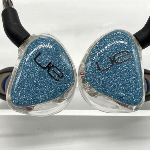 Ultimate Ears 【中古】UE5Pro Universal fit ～Holiday Edition
