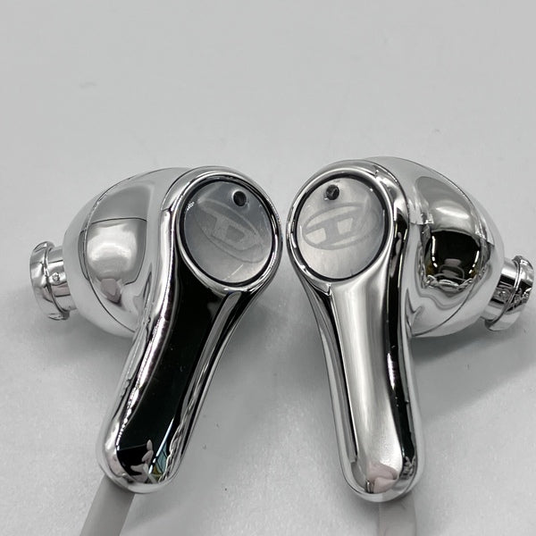DIESEL 【中古】DIESEL Wired Earbuds【秋葉原】 – e☆イヤホン