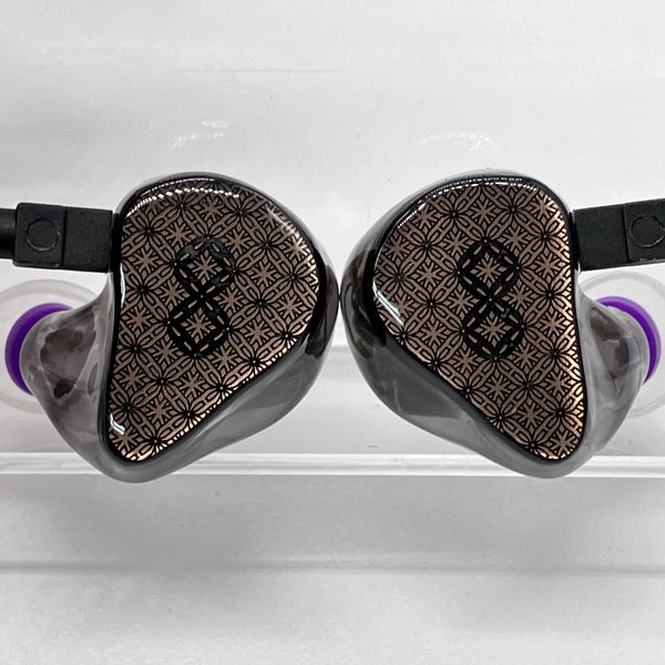 【美品】 VISION EARS VE8 8th (Universal Fit) VISION EARS 【中古】VE8 8th Anniversary Edition (Universal Fit