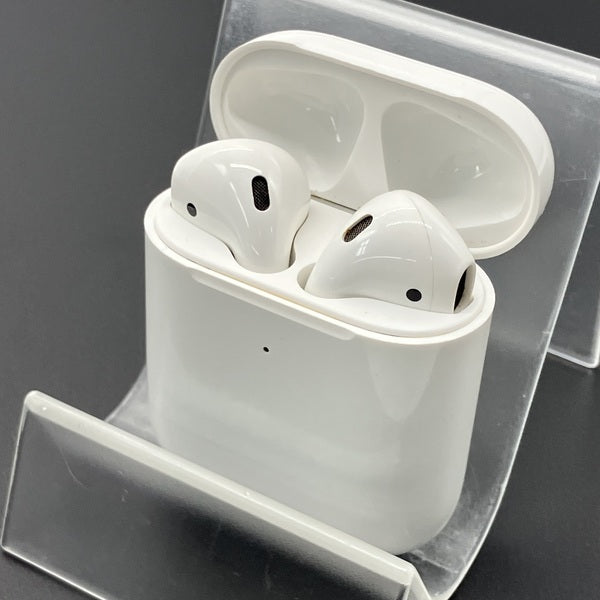 Apple 【中古】AirPods with Wireless Charging Case MRXJ2J-A【秋葉原
