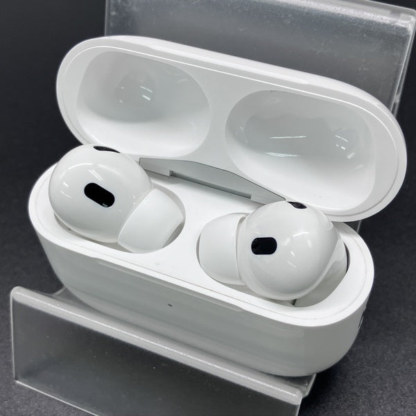 Apple 【中古】MagSafe充電ケース(USB-C)付きAirPods Pro(第2世代