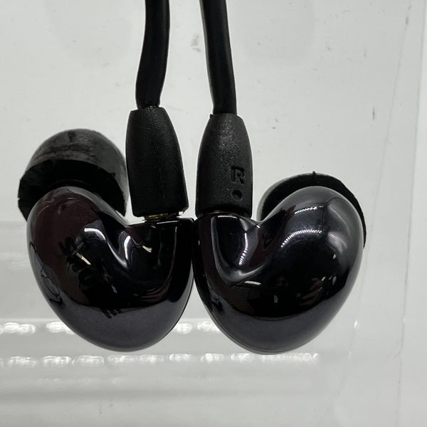 SHURE 【中古】SE846+UNI ブラック 【SE846BABK+UNI-A】【秋葉原】 – e
