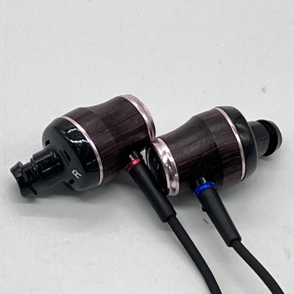 【JVC】HA-FW03　有線イヤホン　2026年4月購入品☆ JVC 【中古】HA-FW03【秋葉原】 – e☆イヤホン