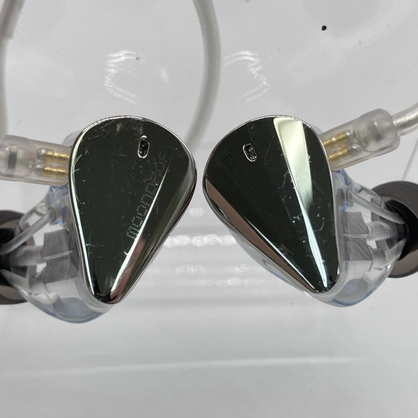 水月雨 (MOONDROP) 【中古】Blessing3【秋葉原】 – e☆イヤホン