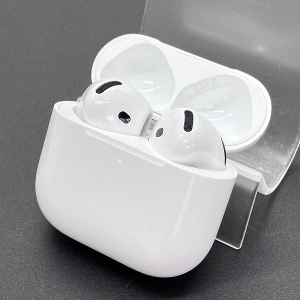 Apple 【中古】AirPods 4 MXP93J/A（アクティブノイズキャンセリング