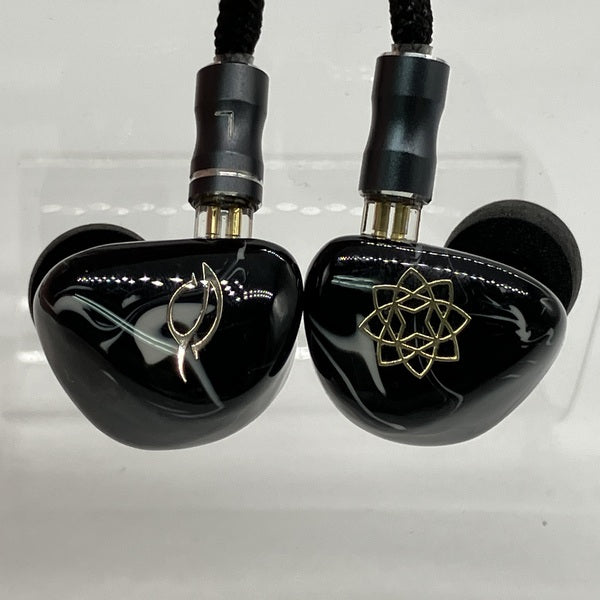 See audio 【中古】Bravery【名古屋】 – e☆イヤホン