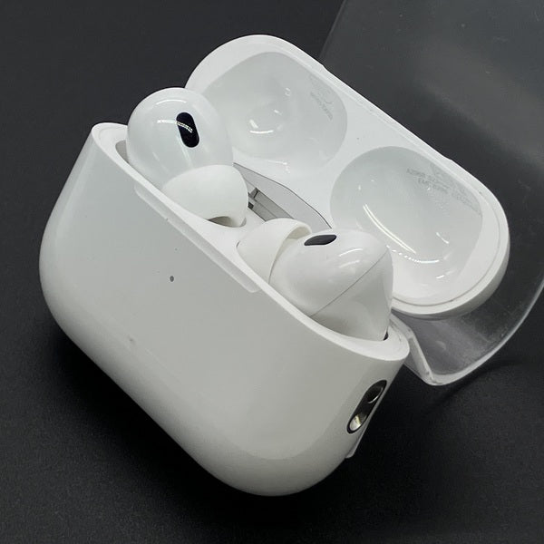 Apple 【中古】MagSafe充電ケース(USB-C)付きAirPods Pro(第2世代
