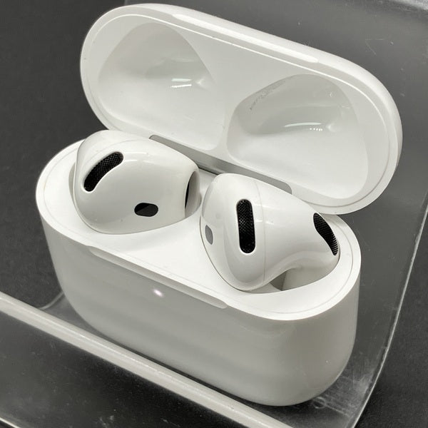 Apple 【中古】AirPods 4 MXP93J/A（アクティブノイズキャンセリング