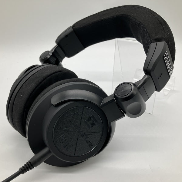 ULTRASONE Signature PURE BLACK　新品未開封 ULTRASONE 【中古】Signature PURE BLACK 【ULT-SIG-PURE-BLK