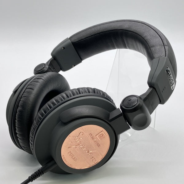 ヘッドフォン/イヤフォン ULTRASONE SIGNATURE PULSE ULTRASONE 【中古】Signature PULSE 【ULT-SIG-PULSE】【日本橋】 – e