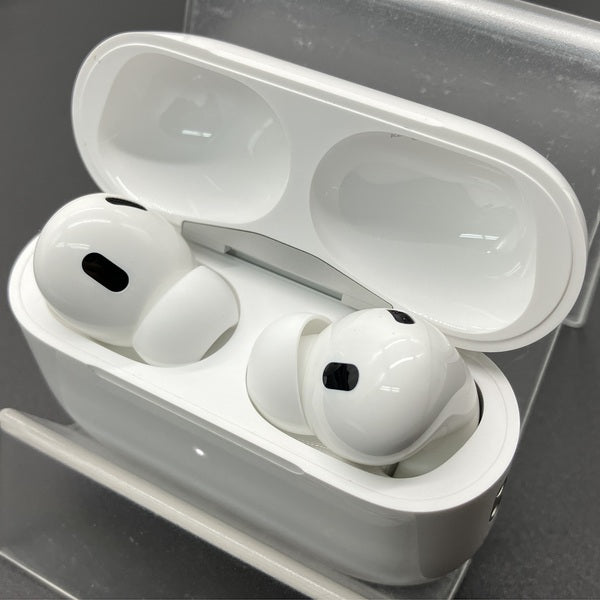 Apple 【中古】MagSafe充電ケース(USB-C)付きAirPods Pro(第2世代