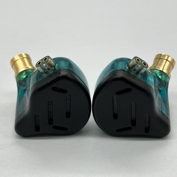イヤホンジャンク品 その他ブランド 【中古】KZ ZAX(ケーブル欠品)【秋葉原】 – e☆イヤホン