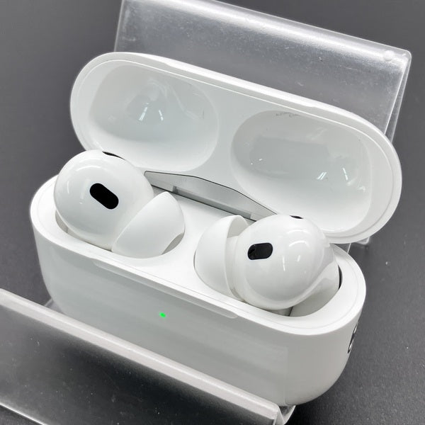 Apple 【中古】MagSafe充電ケース(USB-C)付きAirPods Pro(第2世代