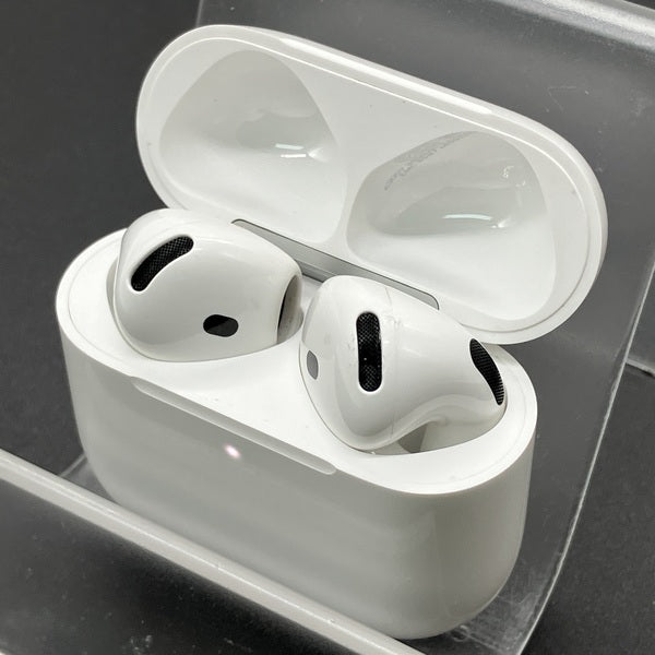 Apple 【中古】AirPods 4 MXP93J/A（アクティブノイズキャンセリング