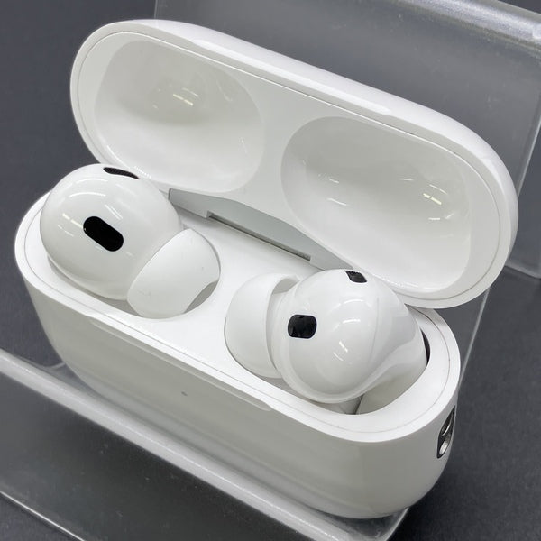 Apple 【中古】MagSafe充電ケース(USB-C)付きAirPods Pro(第2世代