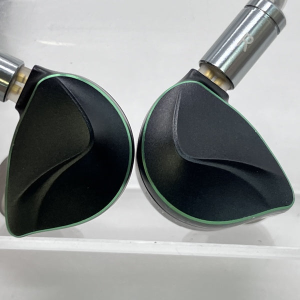 オーディオ機器 週末限定 BQEYZ WINTER 4.4 BLACK