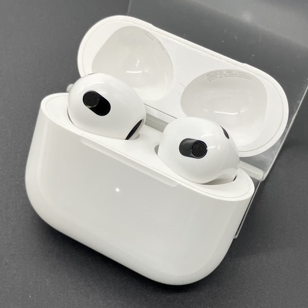 Apple 【中古】Airpods MPNY3J/A 3rd Generation Lightning充電ケース