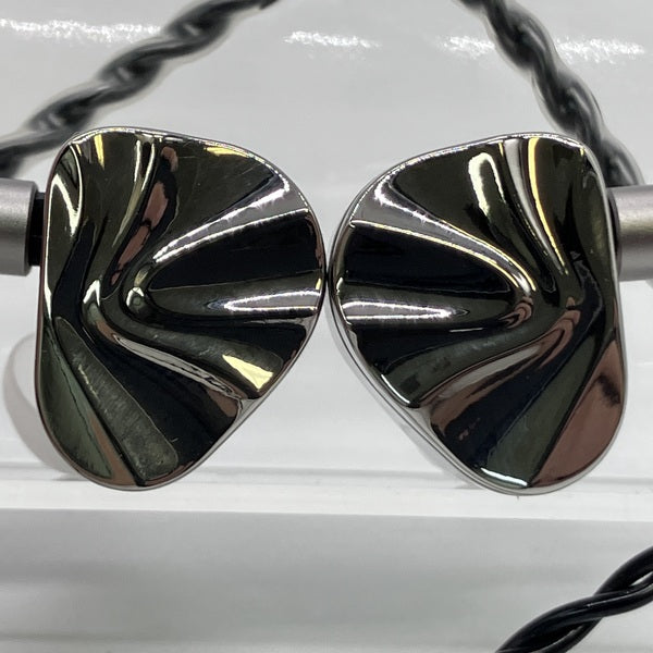 iBasso Audio 【中古】iBasso Jr. Cookie Ti Glossy【日本橋】 – e