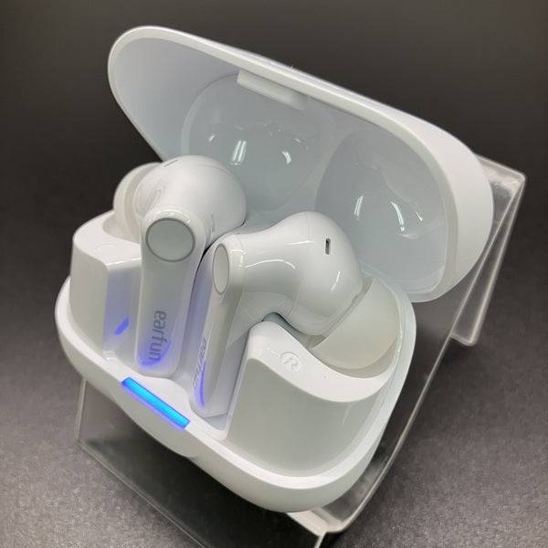 EarFun 【中古】Air Pro 4+ White【秋葉原】 – e☆イヤホン