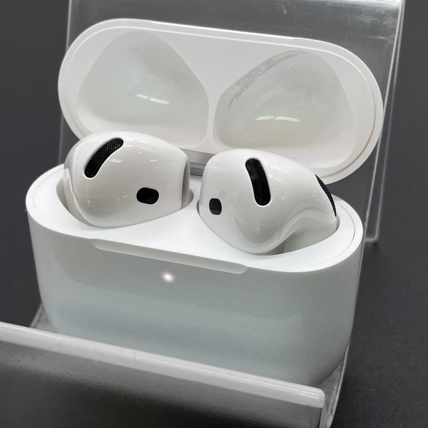 Apple 【中古】AirPods 4 MXP93J/A（アクティブノイズキャンセリング