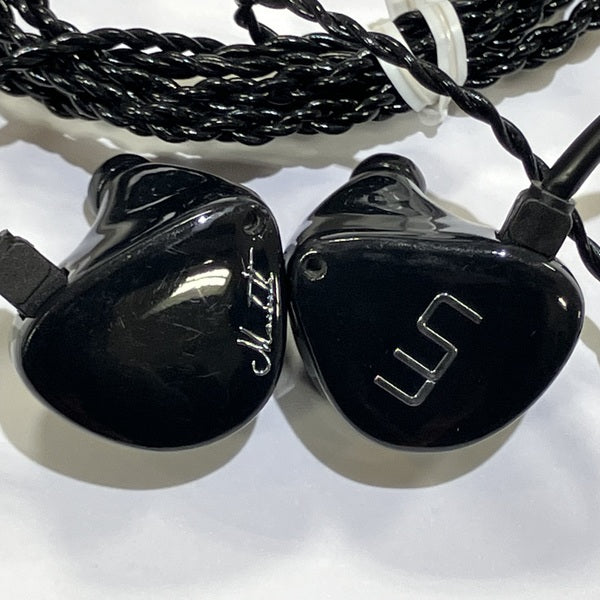 【美品】Unique Melody Macbeth マクベス UNM-3140 Unique Melody 【中古】MACBETH 【UNM-3140】【名古屋】 – e☆イヤホン