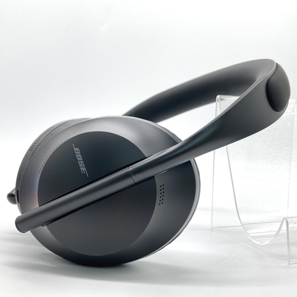 BOSE  NOISE CANCELLING HEADPHONES 700