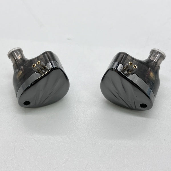 【中古】KZ-Krila(ケーブル欠品)【秋葉原】