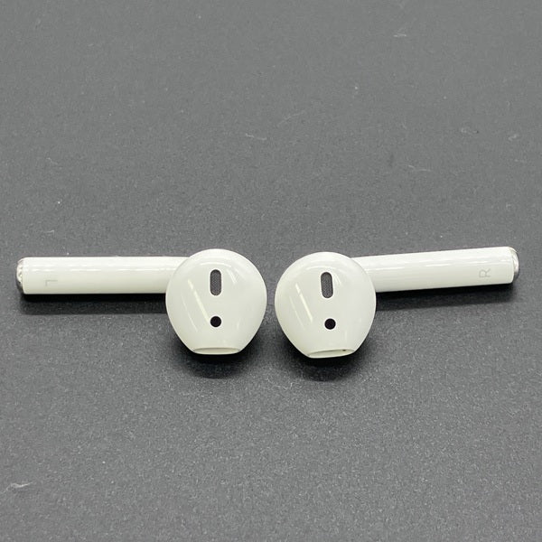 Apple 【中古】AirPods with Wireless Charging Case MRXJ2J-A【秋葉原
