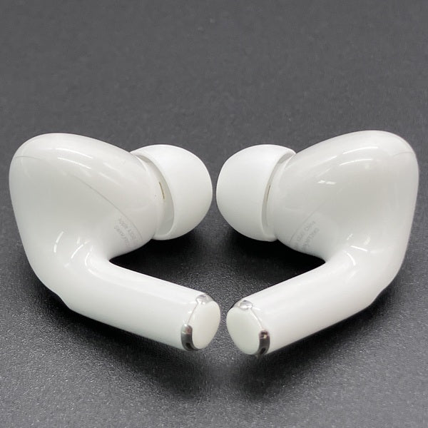 Apple 【中古】MagSafe充電ケース(USB-C)付きAirPods Pro(第2世代