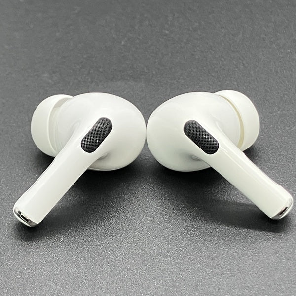 Apple 【中古】MagSafe充電ケース(USB-C)付きAirPods Pro(第2世代