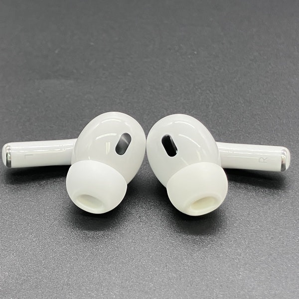 Apple 【中古】MagSafe充電ケース(USB-C)付きAirPods Pro(第2世代