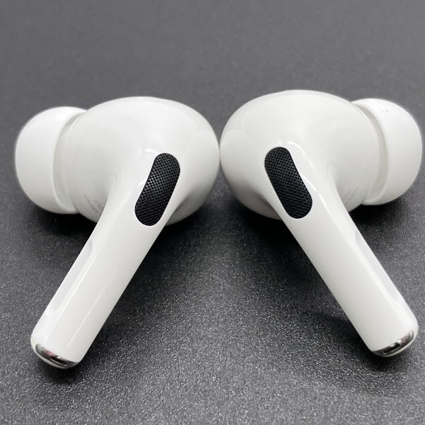 Apple 【中古】MagSafe充電ケース(USB-C)付きAirPods Pro(第2世代